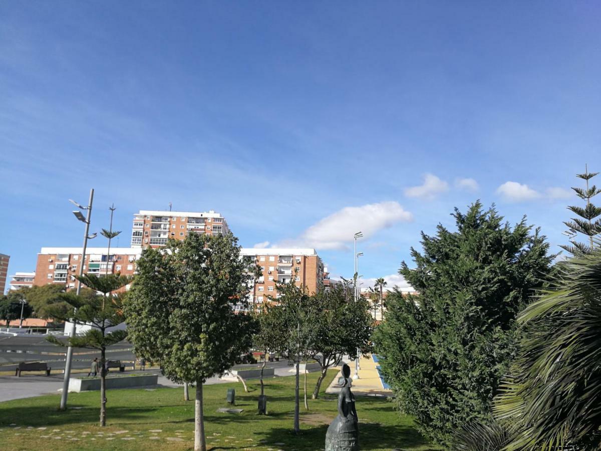 Japan Beach Parque Del Oeste Malaga Exterior photo